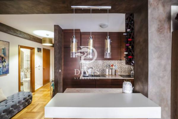 Slika 1 - Dimitrija Tucovića, Trosoban stan na prodaju, 75m2, 280.000€